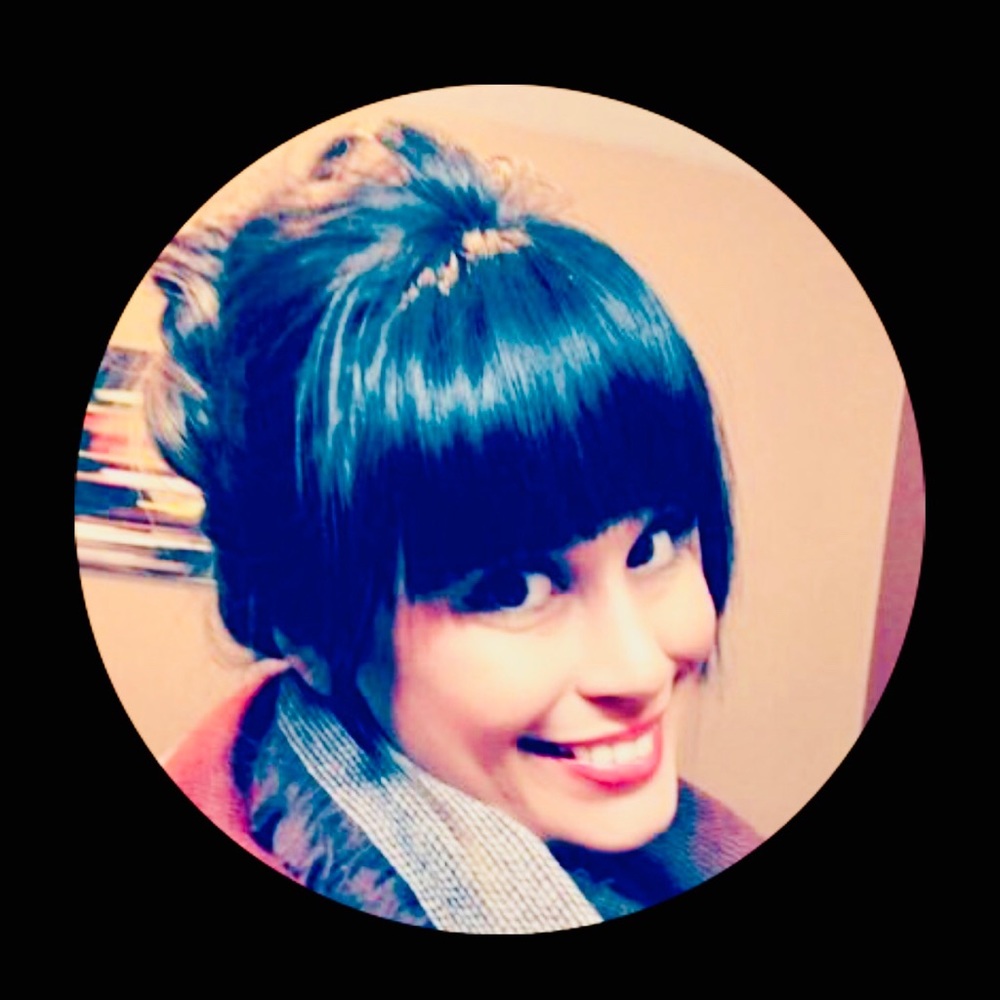 Meet your Posher, Kayla